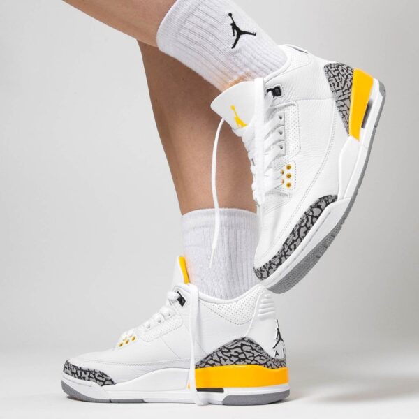 Air Jordan 3 Retro ‘Laser Orange’