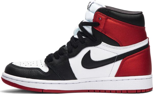 Air Jordan 1 Retro High ‘Satin Black Toe’