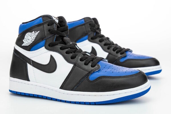 Air Jordan 1 Retro High OG ‘Royal Toe’