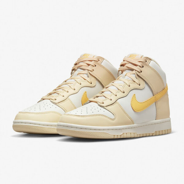 Nike Dunk High Pale Vanilla