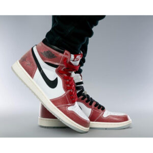 Trophy Room x Air Jordan 1 Retro High OG SP ‘Chicago’ Friends & Family