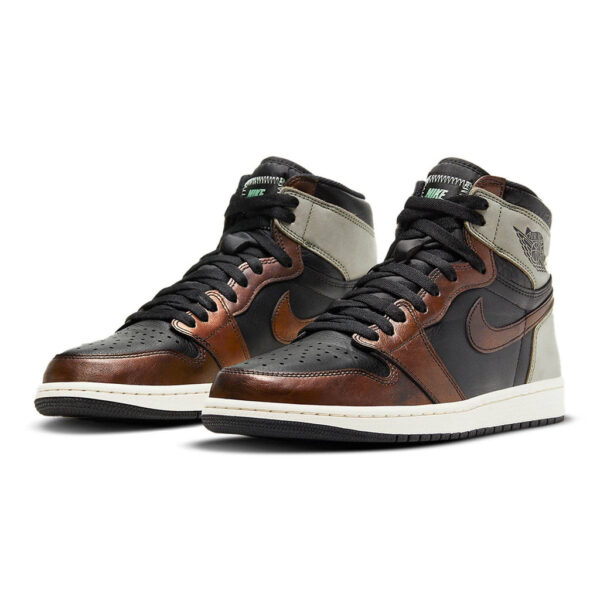 Air Jordan 1 Retro High OG ‘Patina’