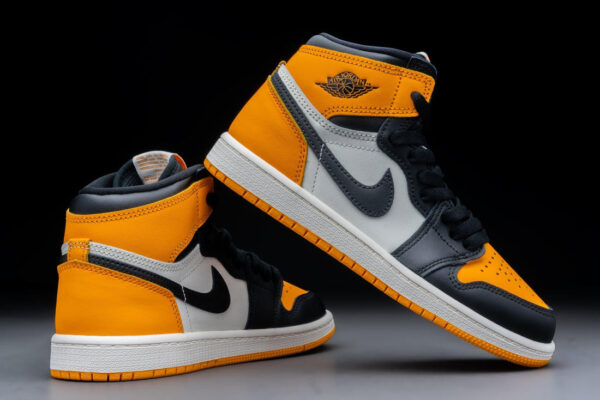 Air Jordan 1 Retro High OG Taxi