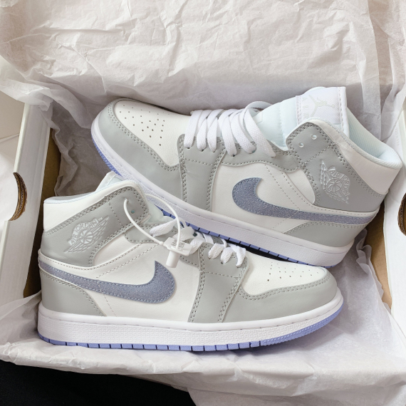 Air Jordan 1 Mid Wolf Grey Blue