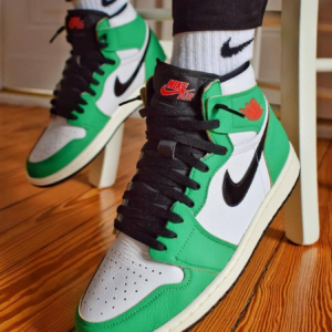 Air Jordan 1 Wmns Retro High OG ‘Lucky Green’