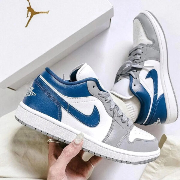 Air Jordan 1 Low Wmns ‘French Blue’