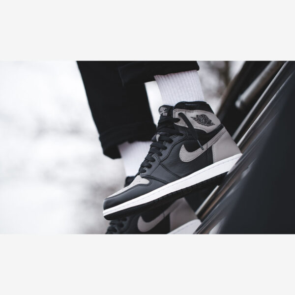 Air Jordan 1 Retro High OG Shadow