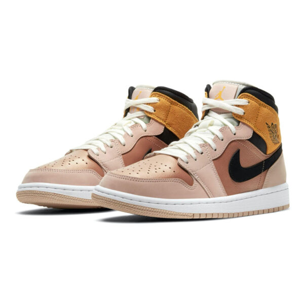 Air Jordan 1 Wmns Mid SE ‘Particle Beige’