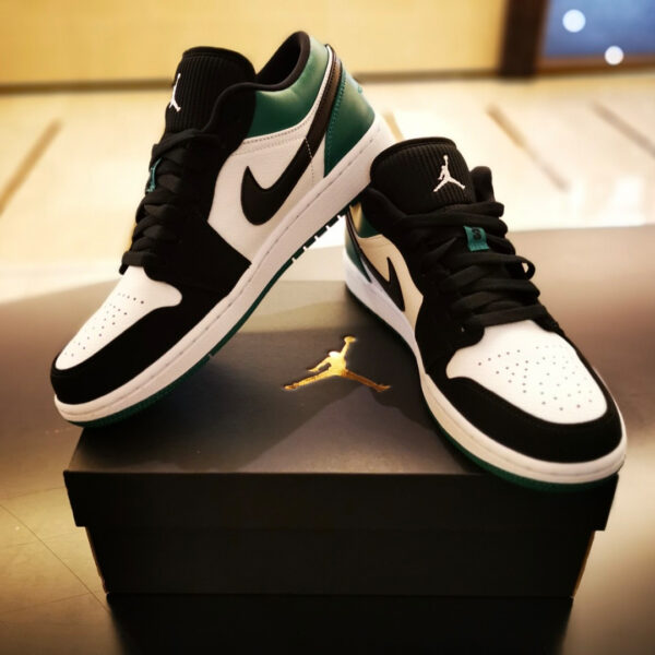 Air Jordan 1 Low ‘Mystic Green’