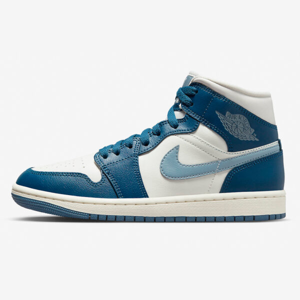 Air Jordan 1 Mid “Sky J French Blue’