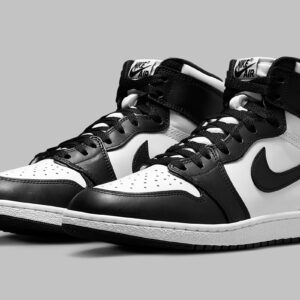 Air Jordan 1 Retro High Black White