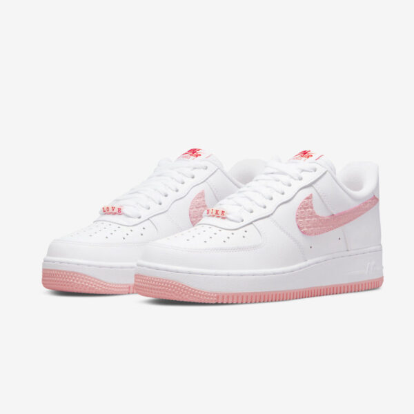 Nike Air Force 1 “Valentine’s Day” 2022