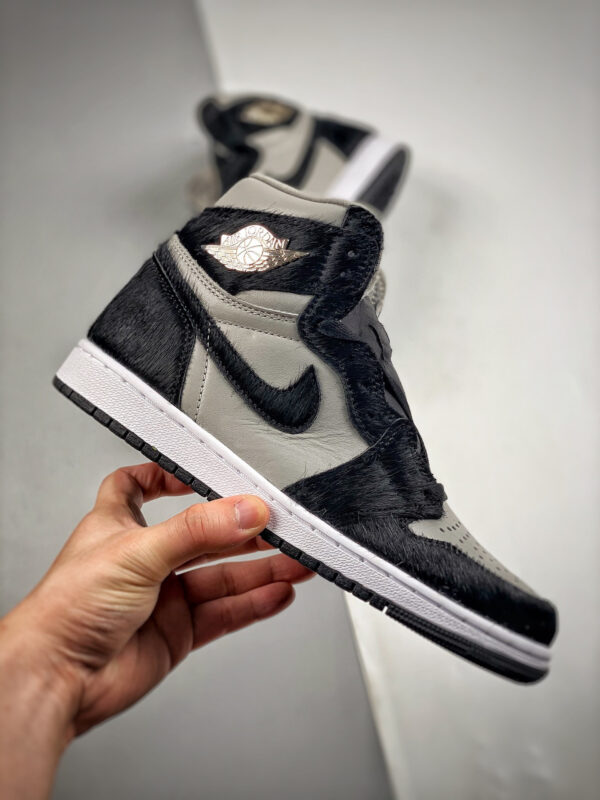 Air Jordan 1 Retro High OG Twist ‘Medium Grey’