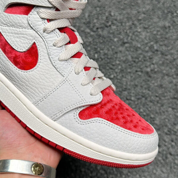 Air Jordan 1 Zoom CMFT 2 SP ‘Valentine’s Day’