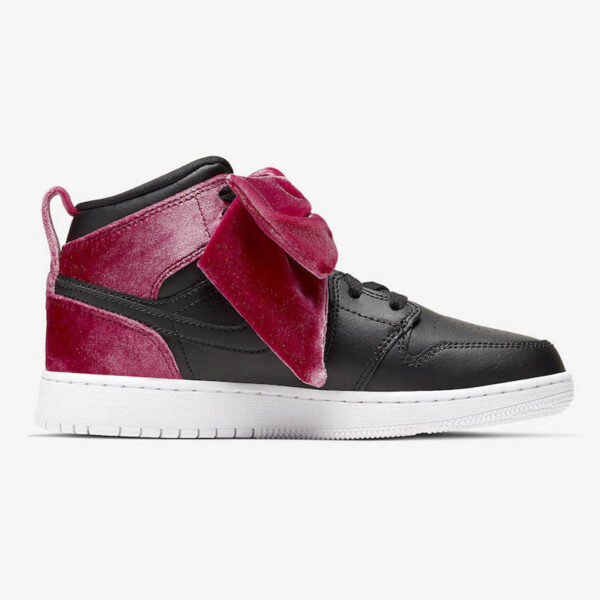 Air Jordan 1 Mid Bow