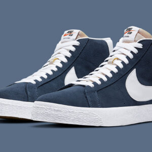 Nike SB  Zoom Blazer Mid Sneakers in Navy White Red