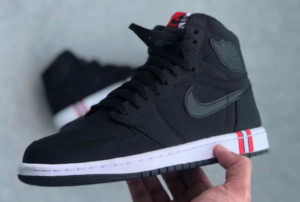 Air Jordan 1 Retro High OG Paris Saint-Germain