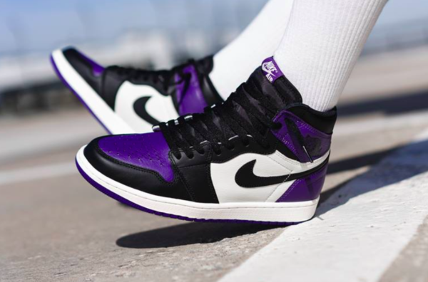 Air Jordan 1 Retro High OG Court Purple