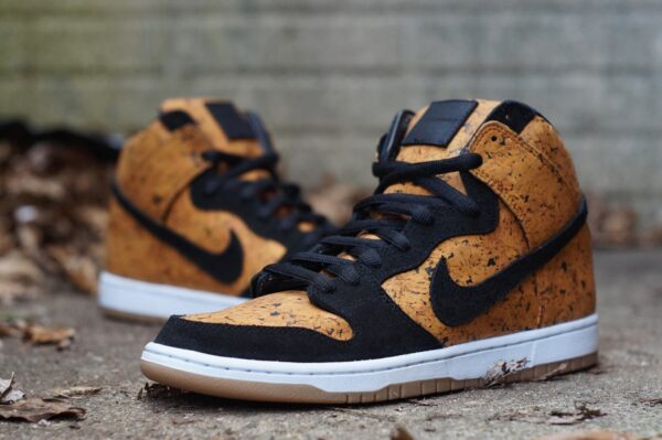 Nike SB Dunk High “Cork”