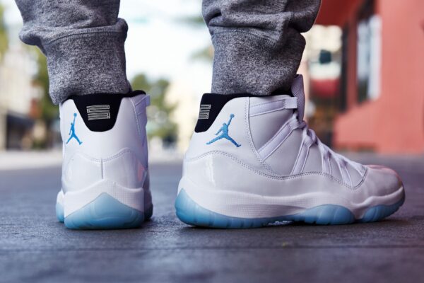 Air Jordan 11 “Legend Blue”