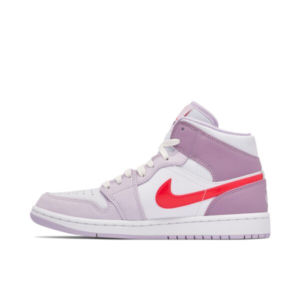 Air Jordan 1 Mid Valentine’s Day