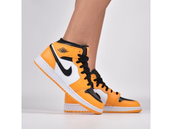 Air Jordan 1 Mid “Taxi”