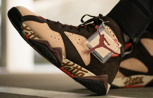 Air Jordan 7 Retro x Patta