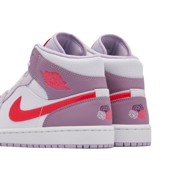 Air Jordan 1 Mid Valentine’s Day