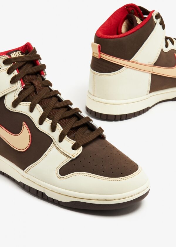 Nike Dunk High Baroque Brown