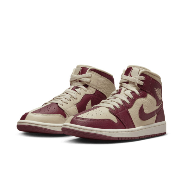 Jordan 1 Mid SE Split Beach Cherrywood