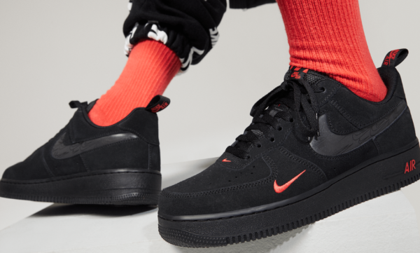 Nike Air Force 1 ’07 LV8 SE Reflective Swoosh