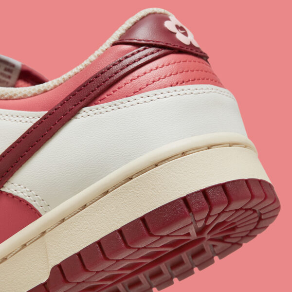 Nike Dunk Low Valentine’s Day 2024