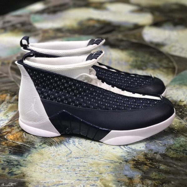 Jordan 15 Retro Obsidian