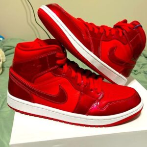 Air Jordan 1 Mid “Pomegranate”