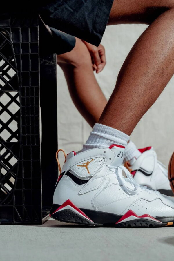 Air Jordan 7 Retro ‘Cardinal’