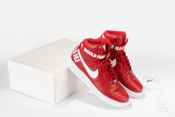 Nike Air Force 1 High x Supreme ‘World Famous’