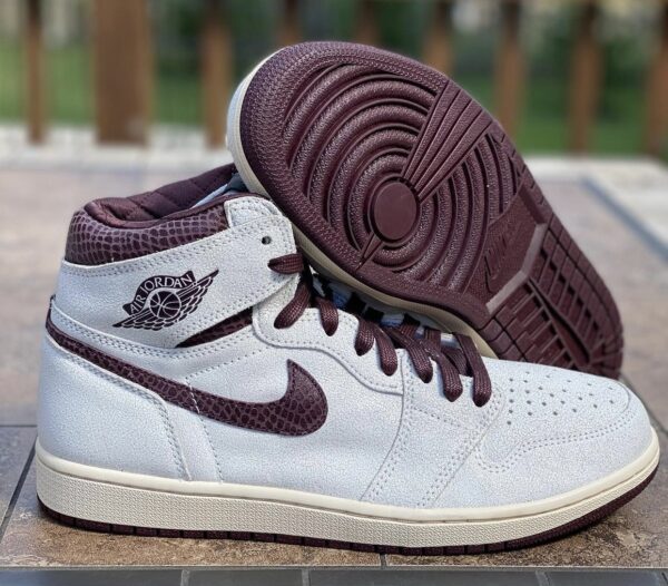 Air Jordan 1 High OG Sail Burgundy Crush