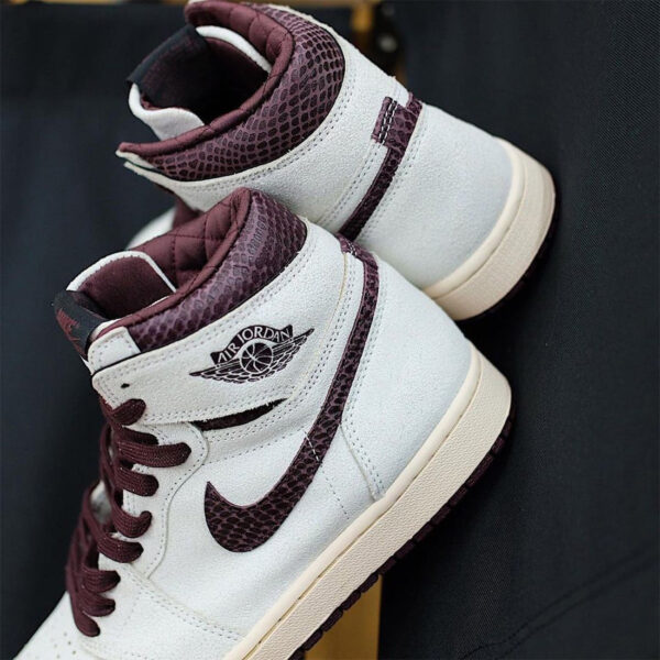 Air Jordan 1 High OG Sail Burgundy Crush