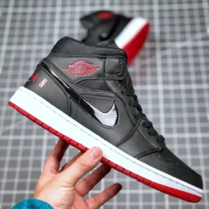 Air Jordan 1 Mid Black University Red