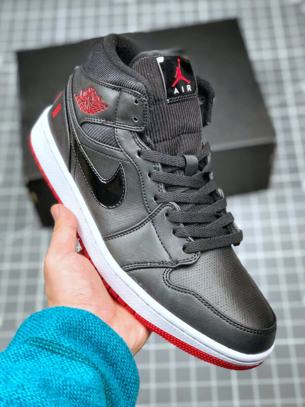 Air Jordan 1 Mid Black University Red