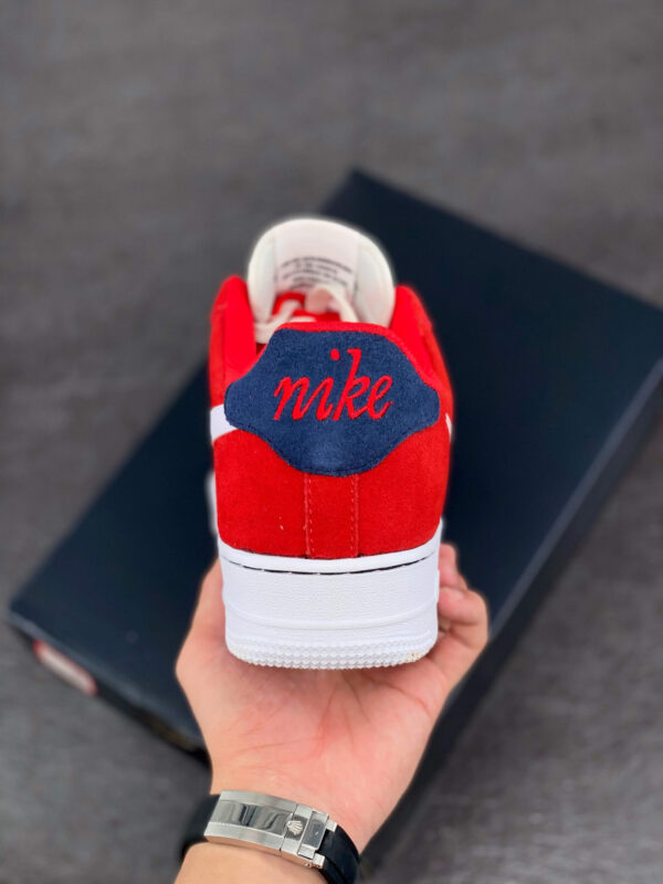 Air Force 1 ’07 LV8 ‘First Use – University Red’