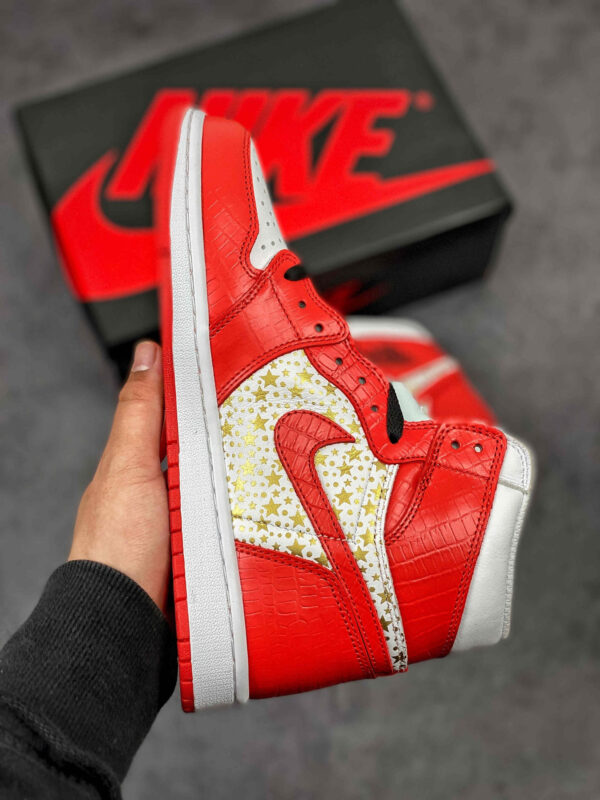 Supreme x Jordan 1 High Stars Varsity Red