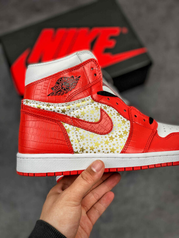 Supreme x Jordan 1 High Stars Varsity Red