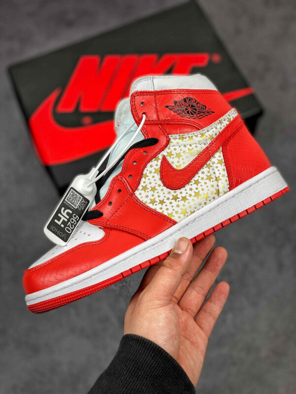 Supreme x Jordan 1 High Stars Varsity Red