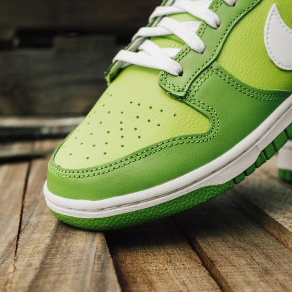 Nike Dunk Low ‘Chlorophyll’