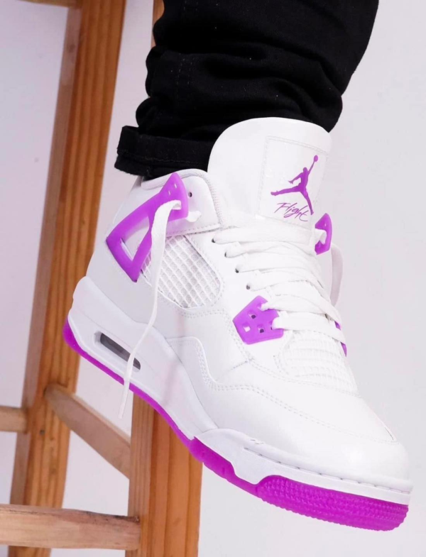 Air Jordan 4 Retro “Hyper Violet”