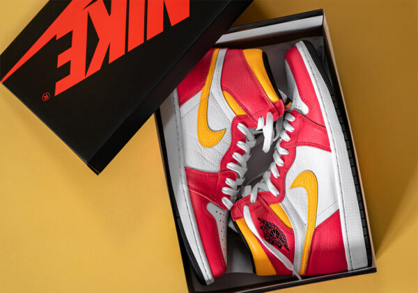 Air Jordan 1 Retro High OG “Light Fusion Red”