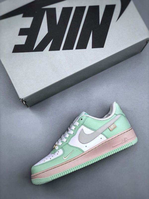 Air Force 1’07 Low Green Apple