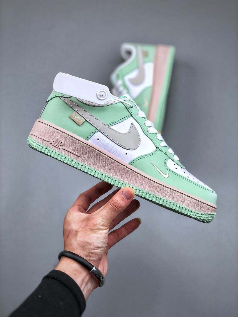Air Force 1’07 Low Green Apple