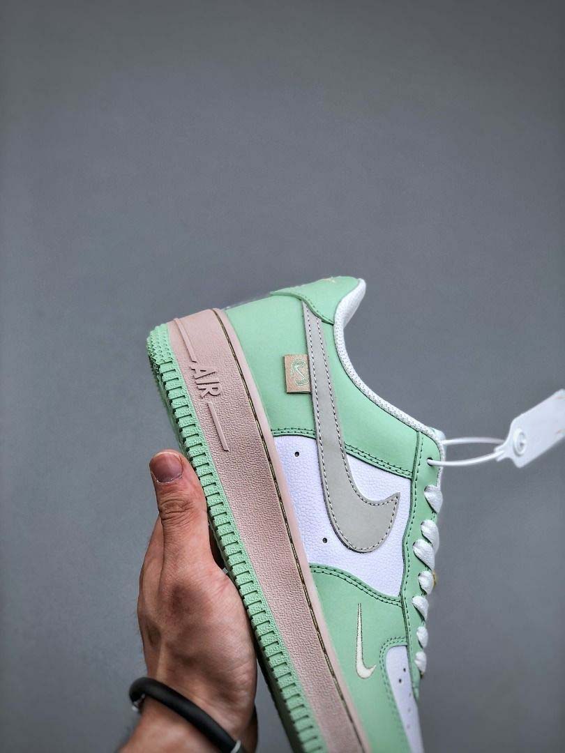 Air Force 1’07 Low Green Apple